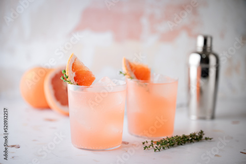 pink summer cocktail with grapefruit