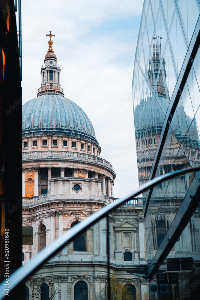 Naklejka premium st pauls cathedral london