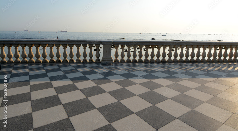 Terrazza Mascagni is one of the most elegant and evocative places in Livorno and is located on the seafront on the edge of Viale Italia.