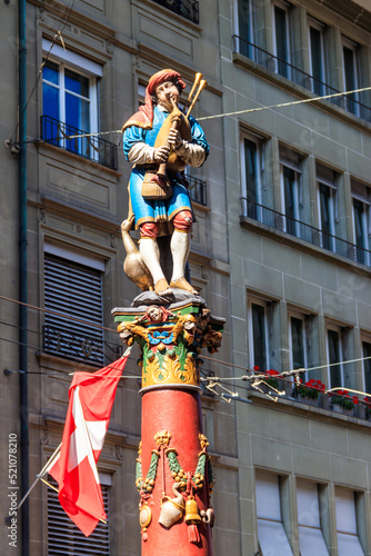 Piper Fountain (Pfeiferbrunnen) in the old city of Bern, Switzerland. The fountain was built in 1545-1546. Author Hans Ging photo