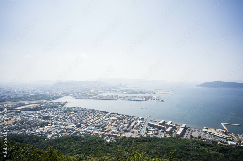 香川 屋島山頂から見下ろす瀬戸内海と街