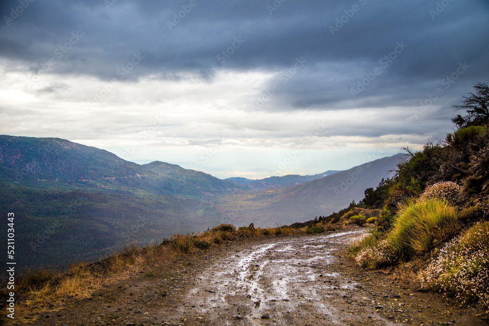 road to the mountains