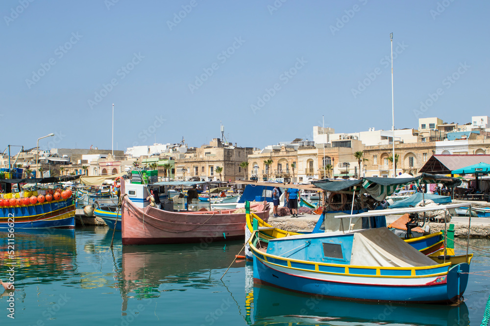 La hermosa Ciudad de Marsaxlokk en Malta