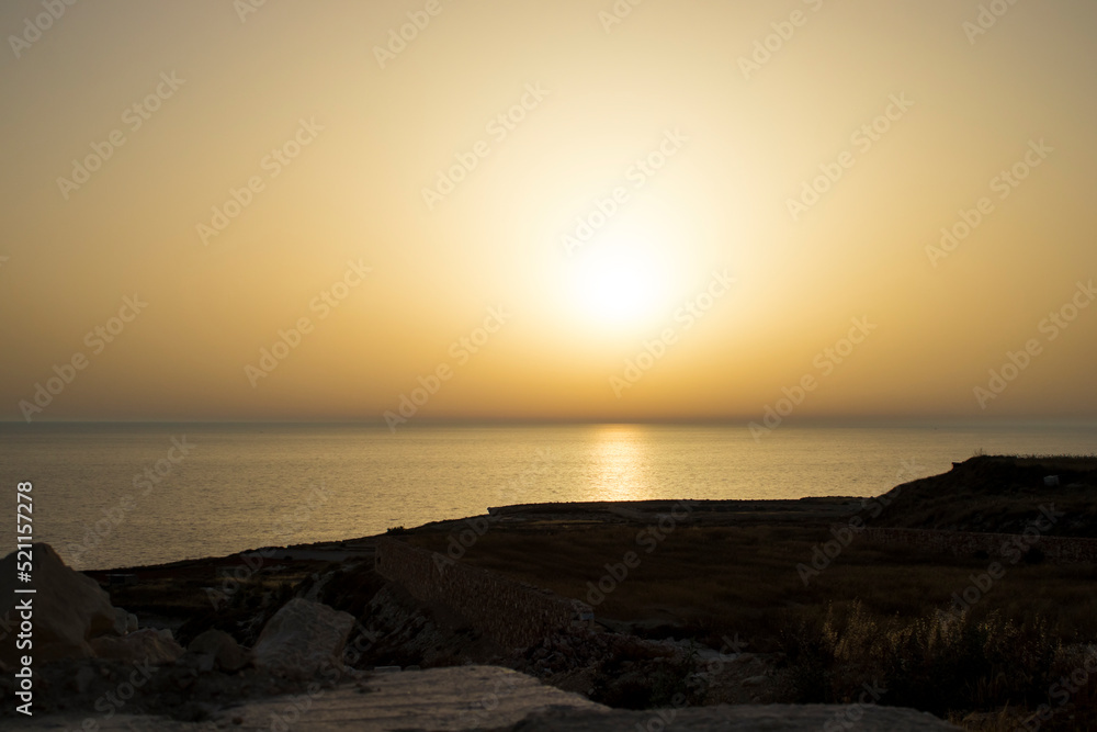 Atardecer en Malta, hermosa puesta de sol en la Isla