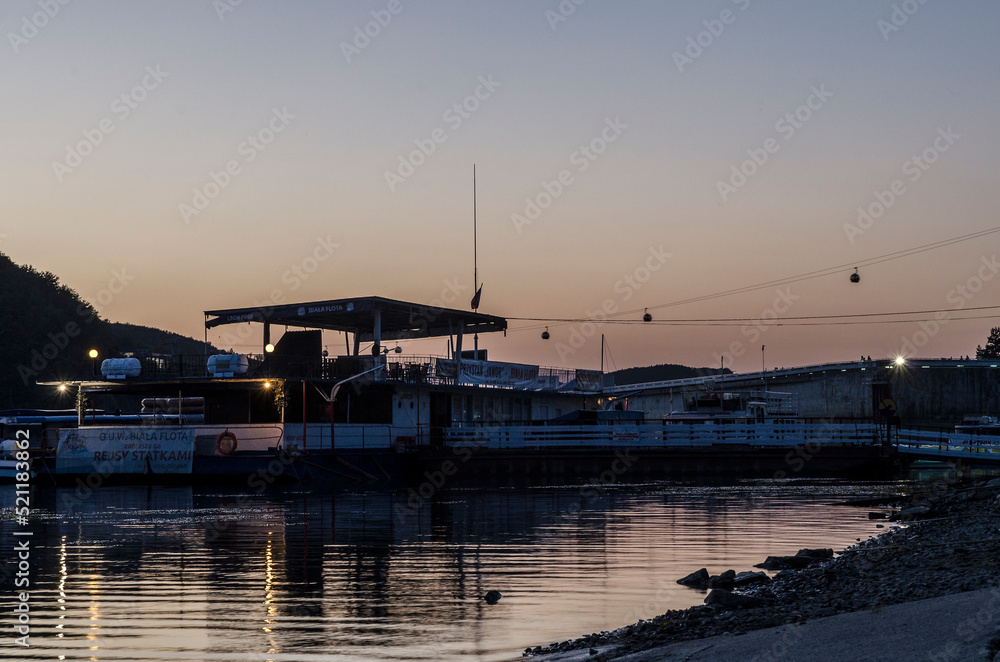 Fototapeta premium Zalew Soliński zachód słońca 