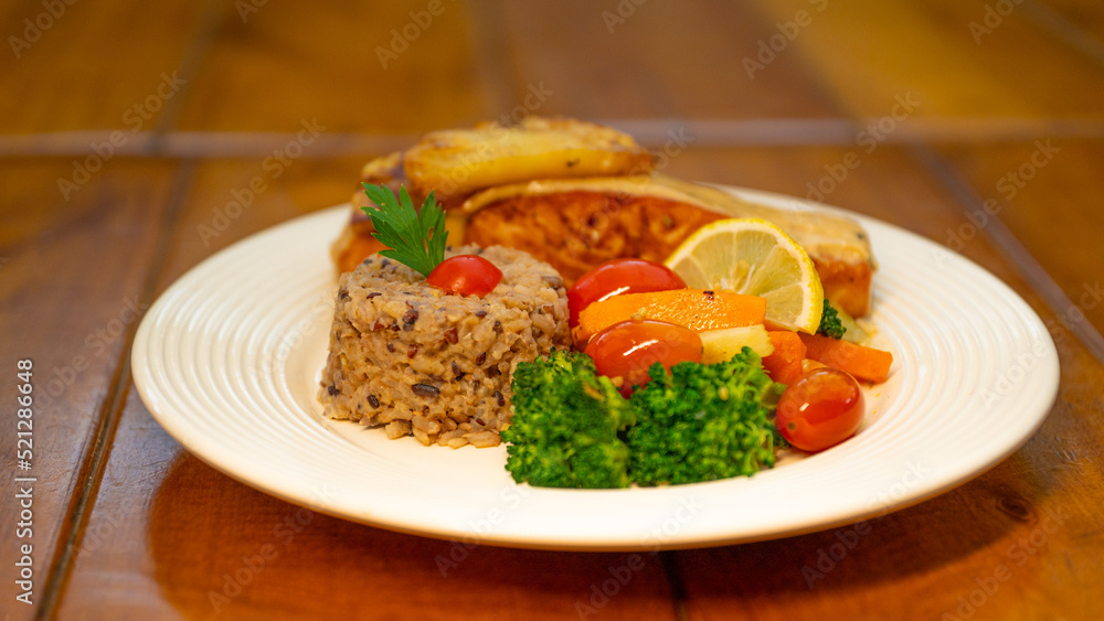 salmon with pineapple, rice and vegetables