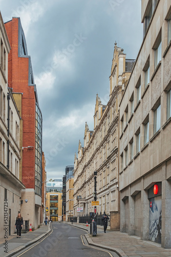 London streets and its architecture © Luis G. Vergara