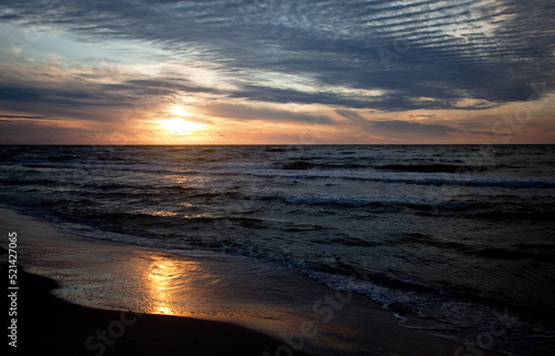 Zachód słońca, morze © 123108 Aneta