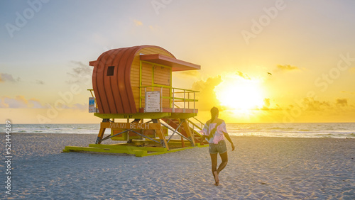 Fotografie, Tablou South Beach Miami Florida, beach hut lifeguard hut during sunset