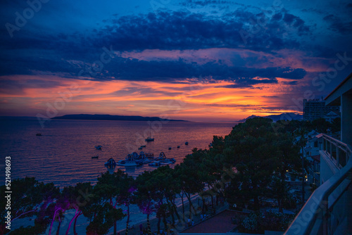 Sonnenuntergang über der Adria bei Makarska  © helzet