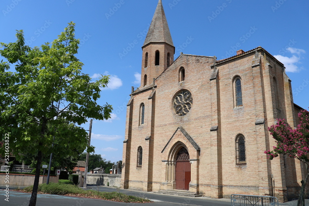 L'église Saint Jean, vue de l'extérieur, ville de Gaillac, département du Tarn, France