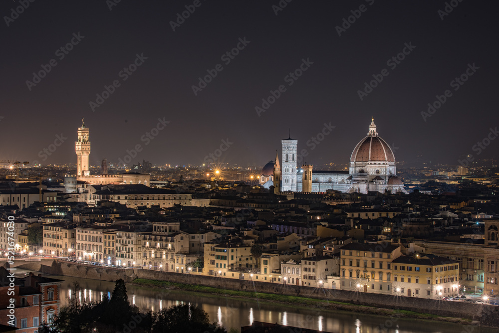 Florence by night from the Piazzale Michelangelo
looking at the Piazza della Signoria and Cathedral of Santa Maria del Fiore