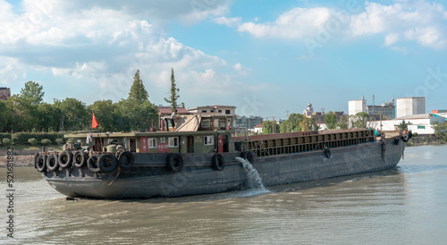 Wallpaper Mural view of the city Torontodigital.ca