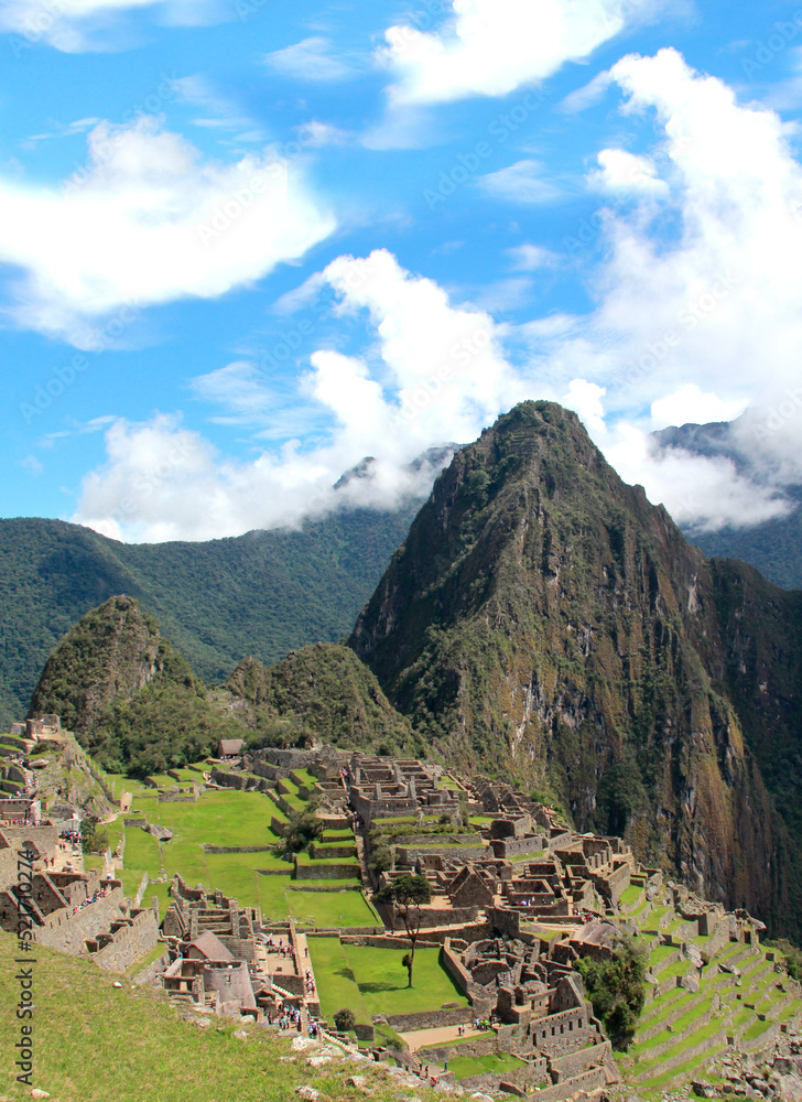 Machu Picchu, ancient Inca city, one of the most precious treasures of Peru. Means old mountain, a tourist destination considered one of the seven new wonders of the modern world and a world heritage Machu Picchu, ancient Inca city, one of the most precious treasures of Peru. Means old mountain, a tourist destination considered one of the seven new wonders of the modern world and a world heritage