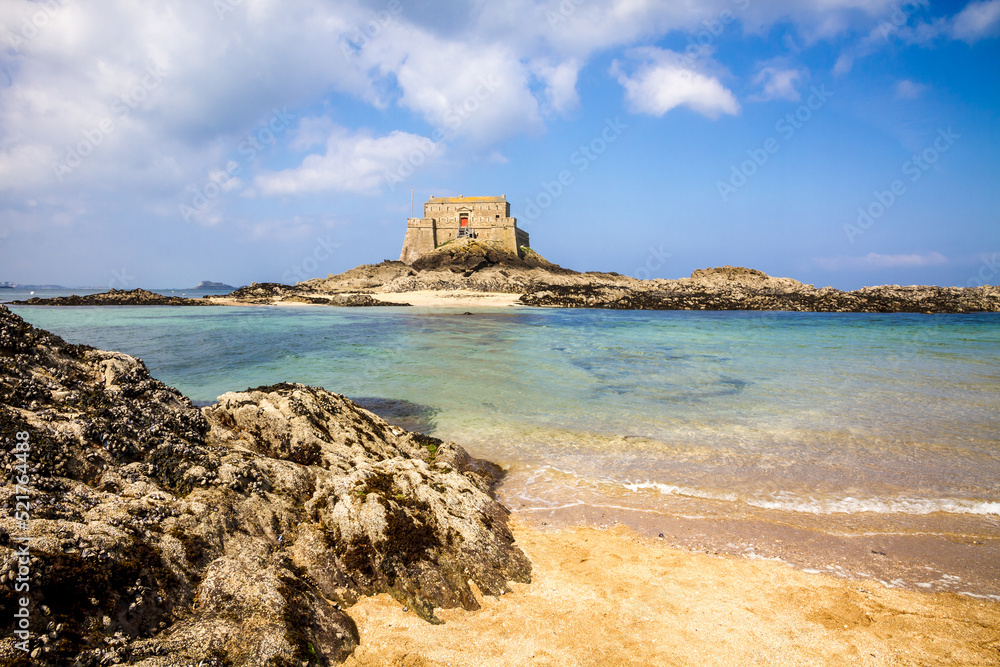 Fortified castel, Fort du Petit Be, beach and sea, Saint-Malo city, Brittany, France Fortified castel, Fort du Petit Be, beach and sea, Saint-Malo city, Brittany, France