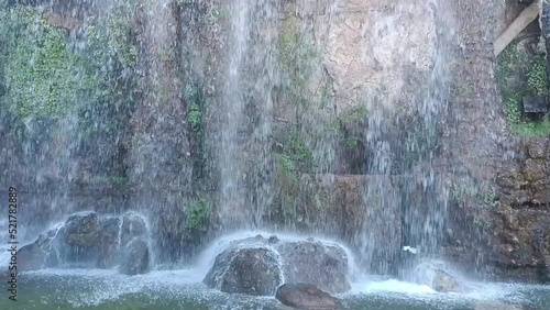 Wallpaper Mural Cascade du Casteu - cascade du Château dans la ville de Nice Torontodigital.ca