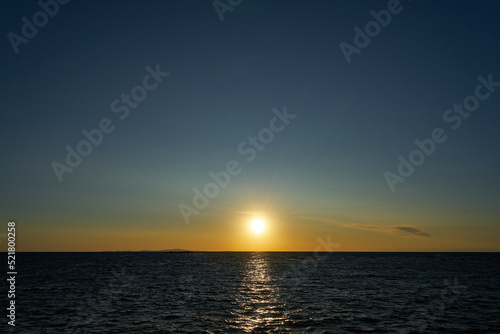 北海道稚内市　ノシャップ岬の日没  © osap1111
