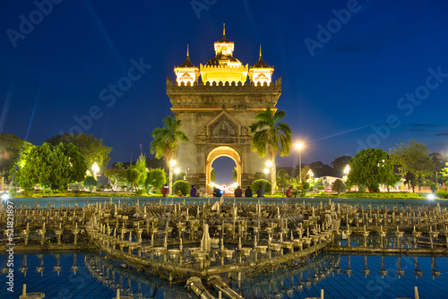 Patuxai Vientiane photo