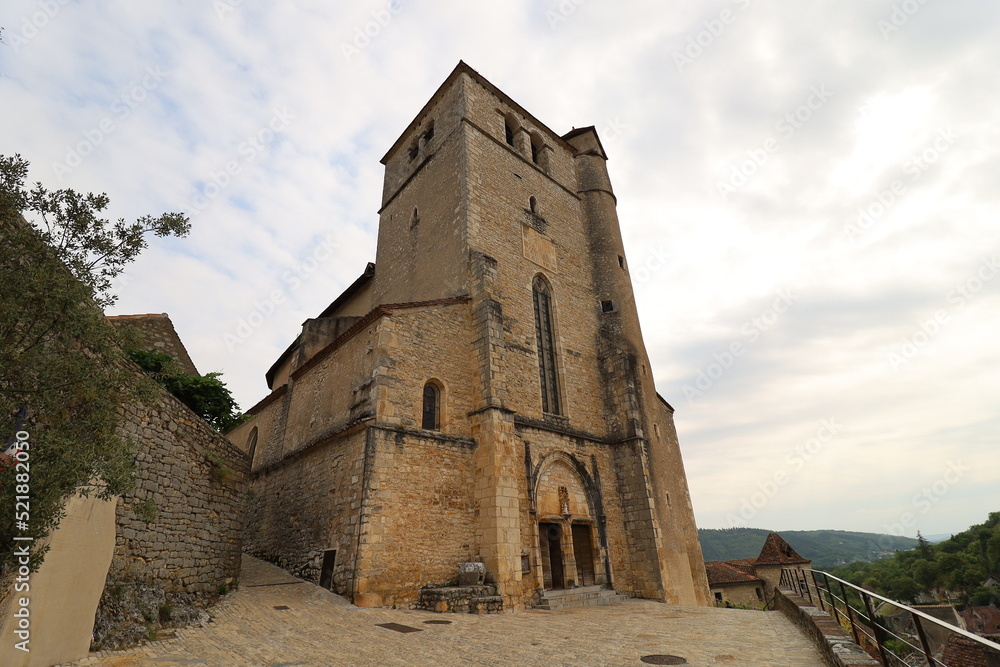 L'église Saint Cirq et Sainte Juliette, village de Saint Cirq Lapopie, département du Lot, France