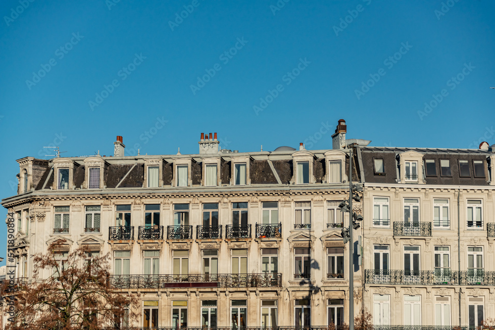 Fototapeta premium classic french building facade