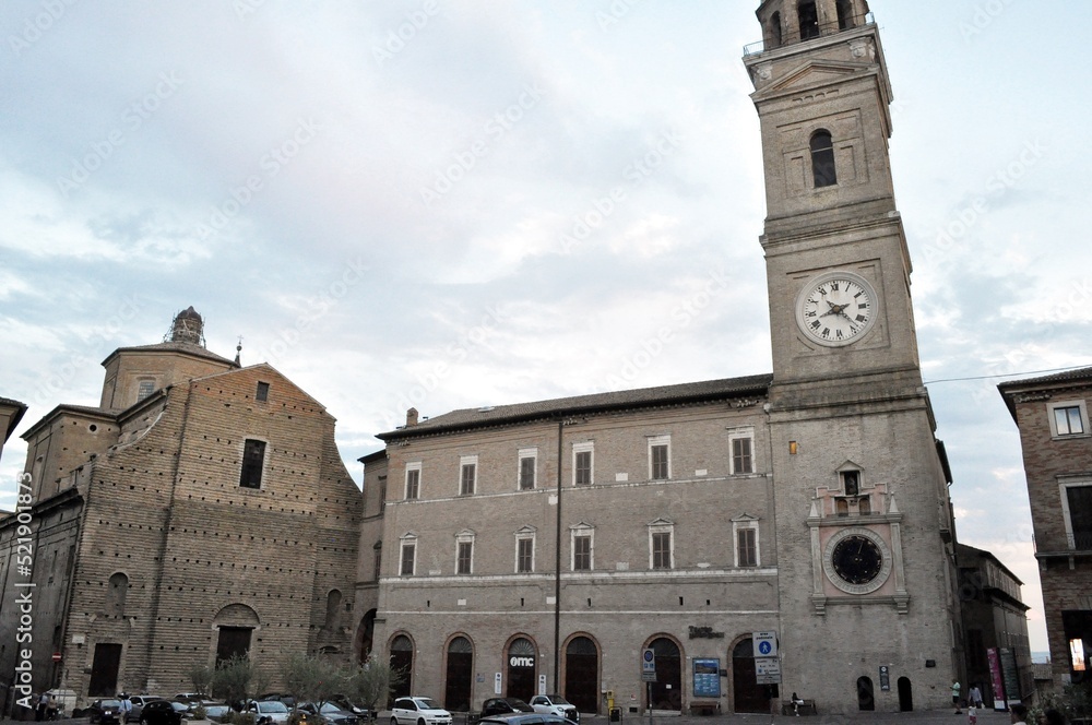 Macerata - Torre Civica - Teatro - Chiesa di San Paolo