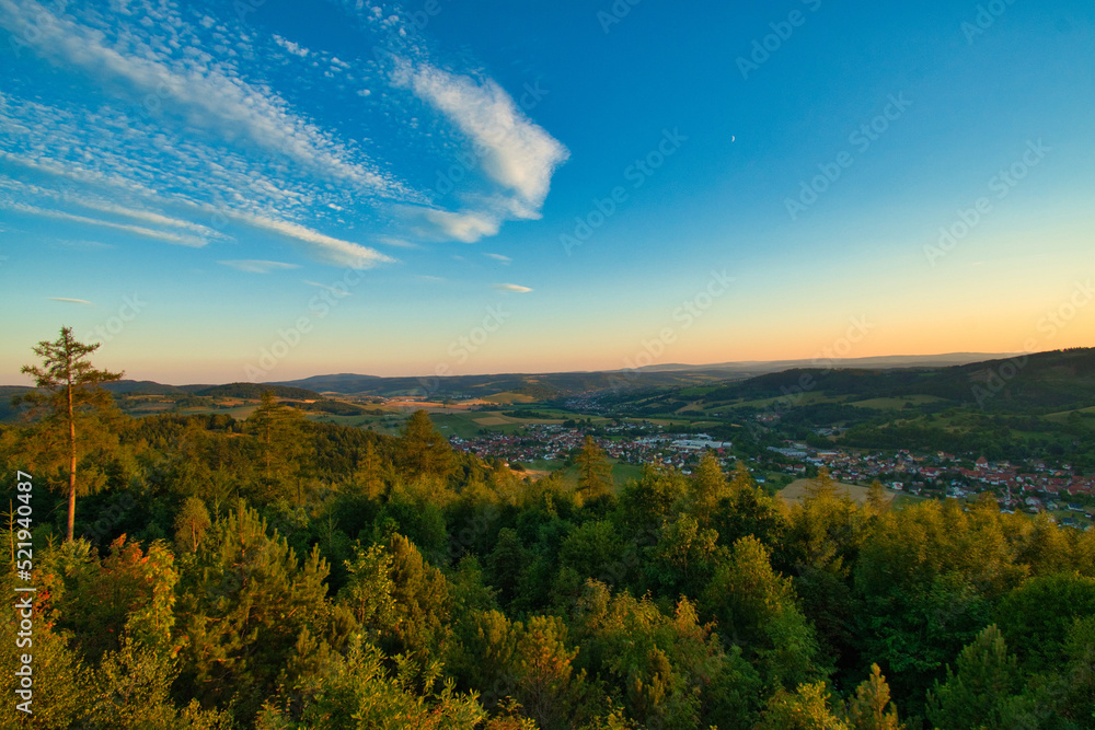 Sonnenuntergang am Maßkopf bei Seligenthal in Thüringen Sonnenuntergang am Maßkopf bei Seligenthal in Thüringen