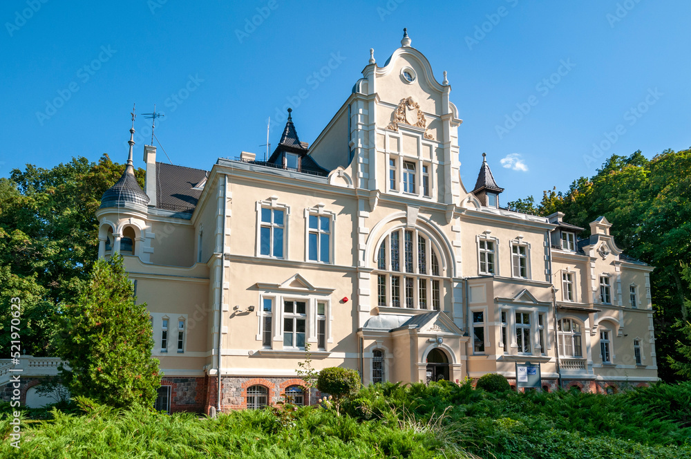 Obraz premium Palace in Wonieść, Greater Poland Voivodeship, Poland