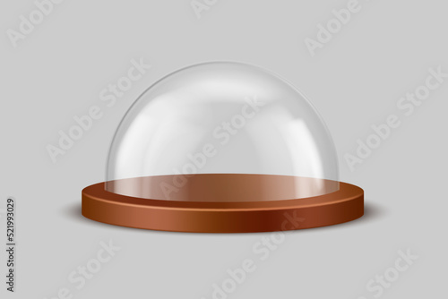 Dome of transparent glass, presentation case with reflection on wooden tray. 3D realistic exhibition display of spherical shape, eating cloche of glass, food trap © Sensvector