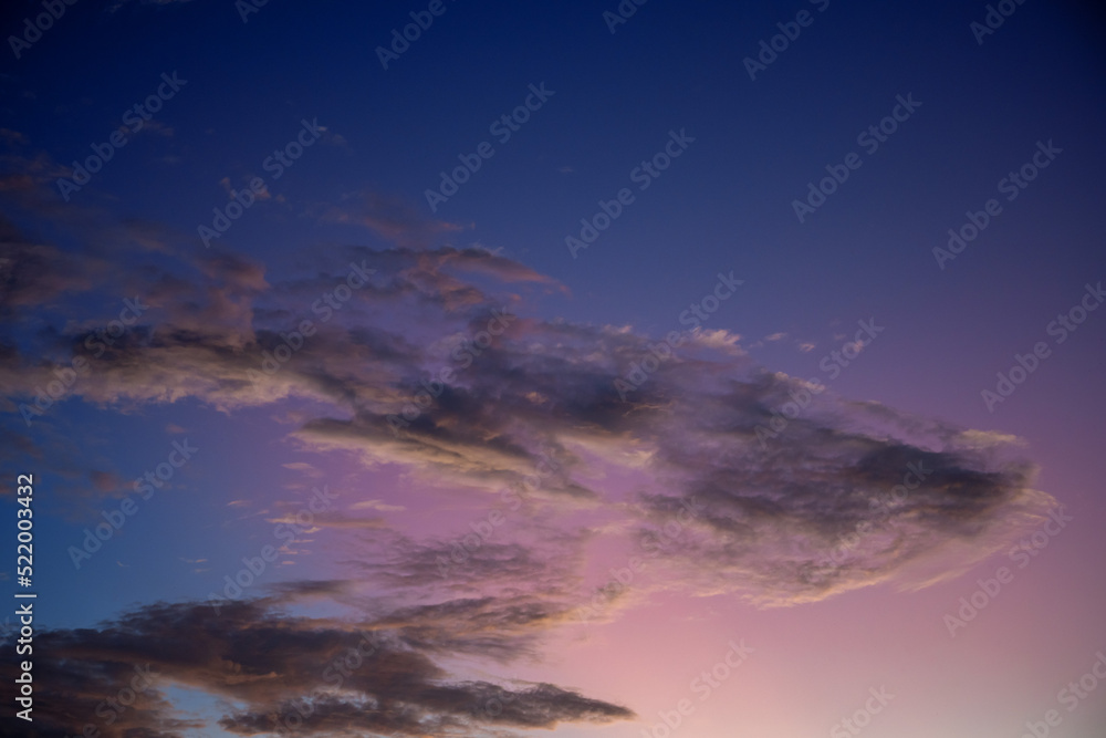 Fototapeta premium sunset sky with beautiful clouds