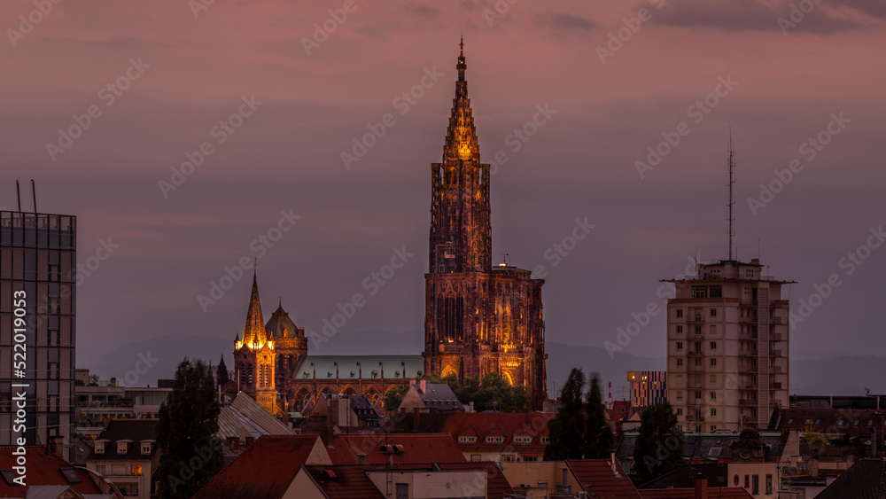 cathedral of Strasbourg at night