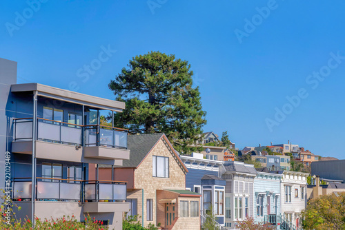 Fototapeta Naklejka Na Ścianę i Meble -  Houses with different exterior in San Francisco, California