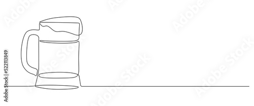 Continuous one line drawing of beer glass with foam. Barley drink bavarian ale in simple linear style for bar and pub concept banner and menu. Editable stroke. Doodle Vector illustration