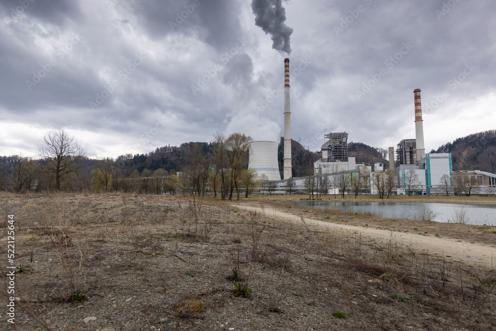 Thermal power plant smoke polluting air and environment Thermal power plant smoke polluting air and environment