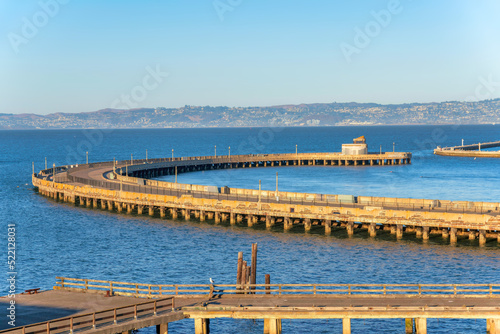 Photography Curved pier at Fisherman's Wharf at San Francisco, California