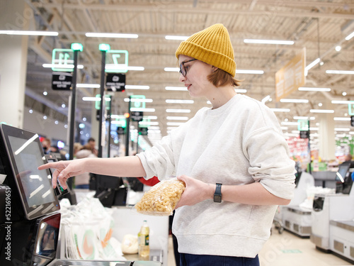 Self-service in the supermarket