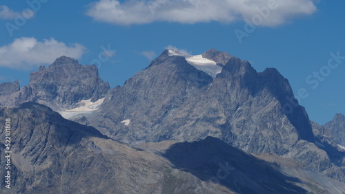 Fototapeta Naklejka Na Ścianę i Meble -  glacier du Mont Pelvoux, massif des écrins