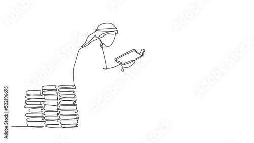 Animation of one line drawing of male muslim businessman reading a book above pile of books. Saudi Arabia cloth shmag, kandora, headscarf, thobe. Continuous line self draw animated. Full length motion photo