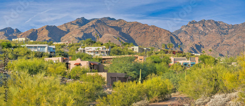 Fotografie, Obraz Panoramic view of a mountainside sloped neighborhood at Tucson, Arizona