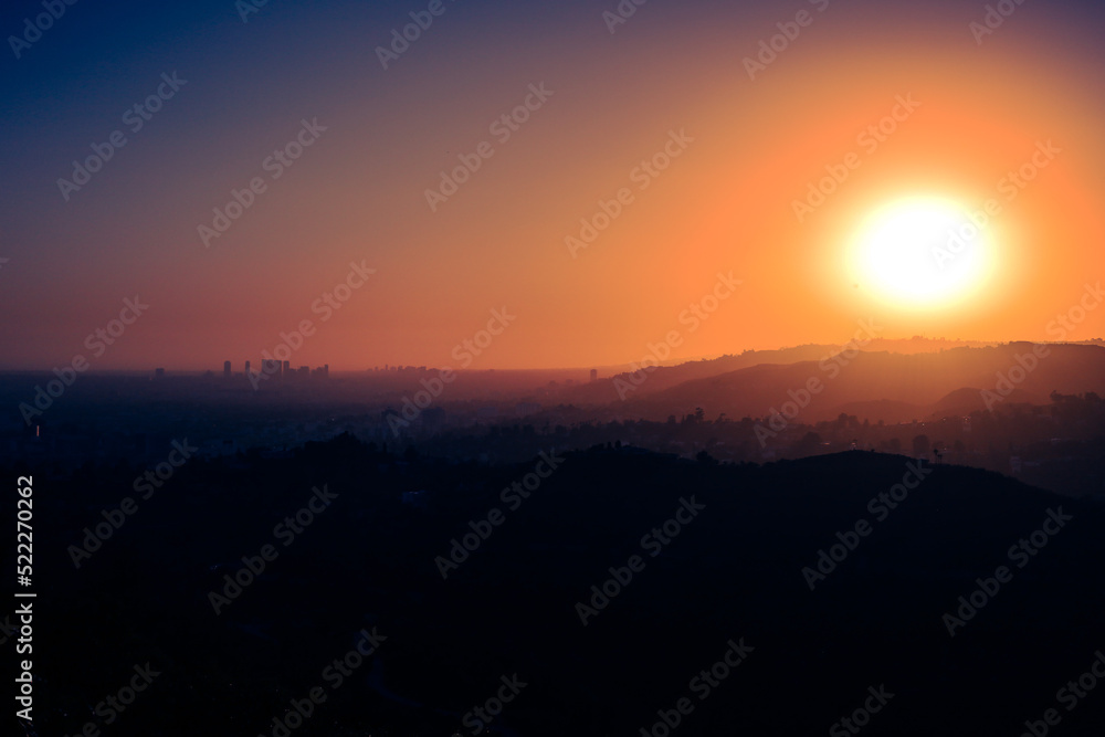 Fototapeta premium Sunset over Hollywood Hills 