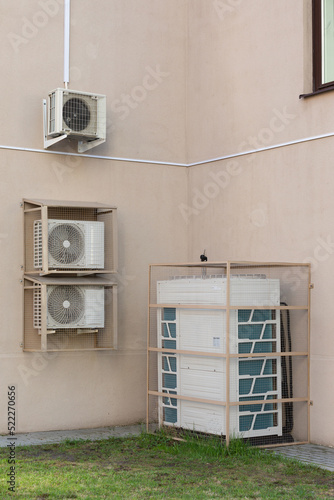 industrial outdoor condensing unit of the air conditioning unit