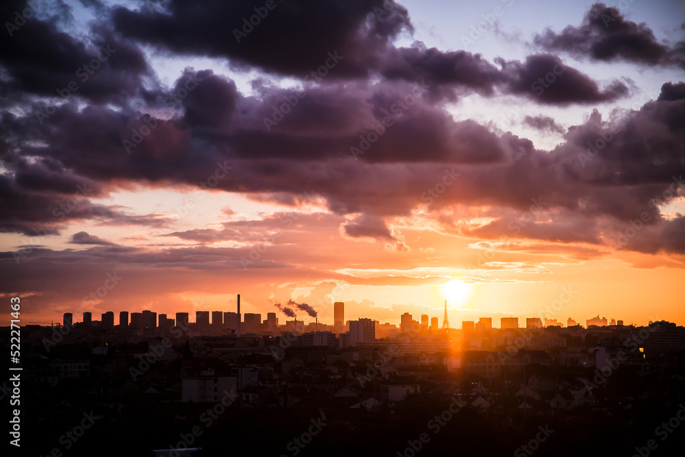 Coucher de soleil sur Paris et skyline