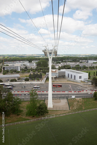 Metro télépherique Toulouse France pylone