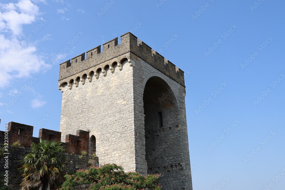 La tour des pendus, vue de l'extérieur, ville de Cahors, département du Lot, France