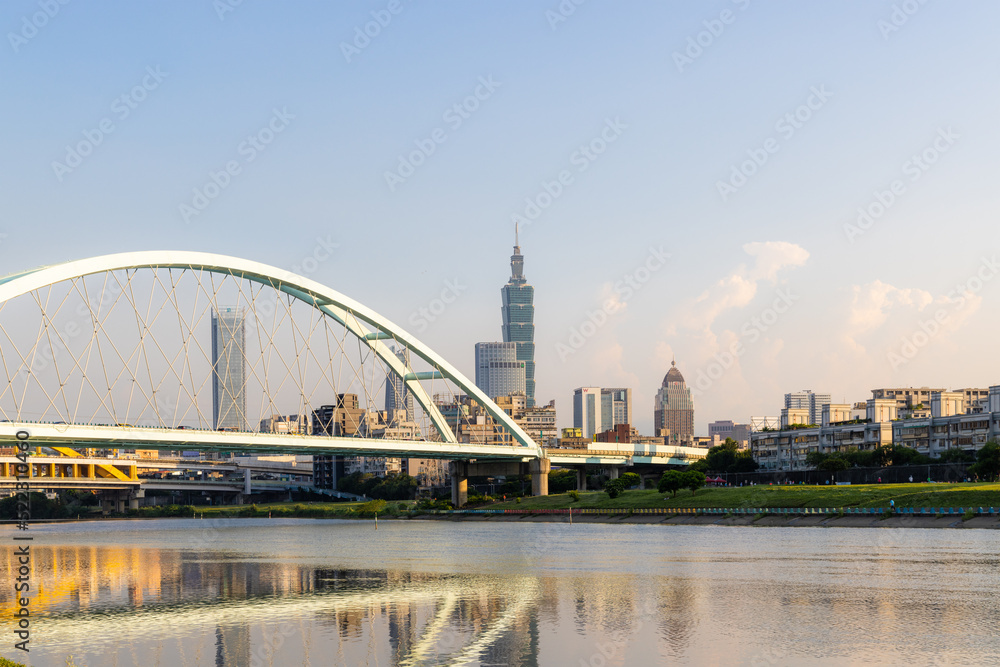 Naklejka premium Taipei, Taiwan Taipei city skyline