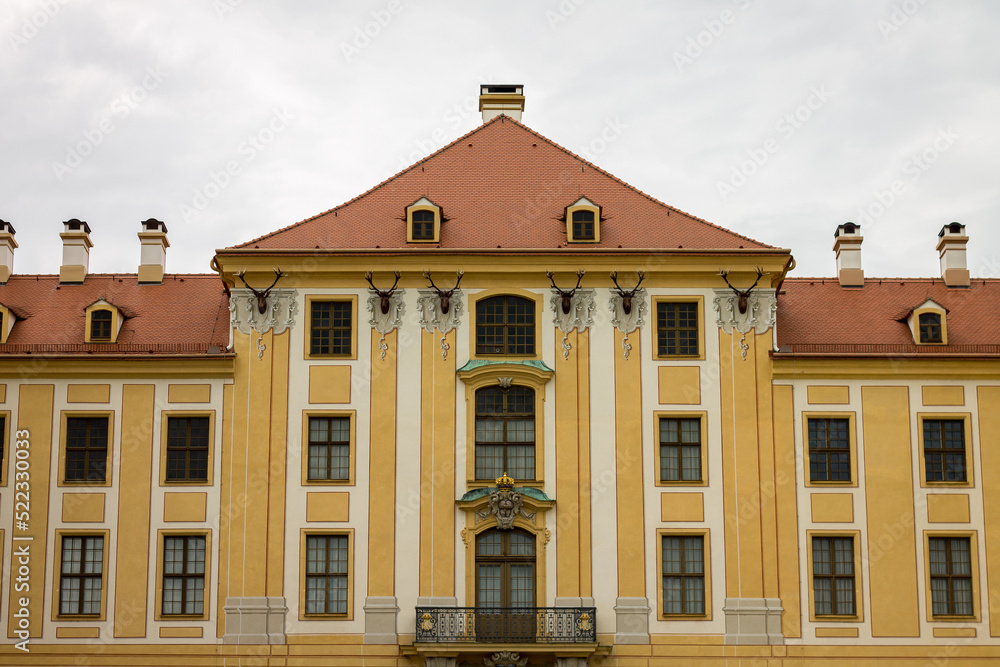 Schloss Moritzburg Fassade mit Geweihen
