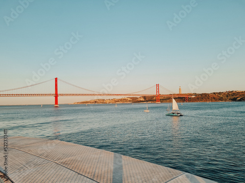 Fototapeta Naklejka Na Ścianę i Meble -  Lisbon Bridge 