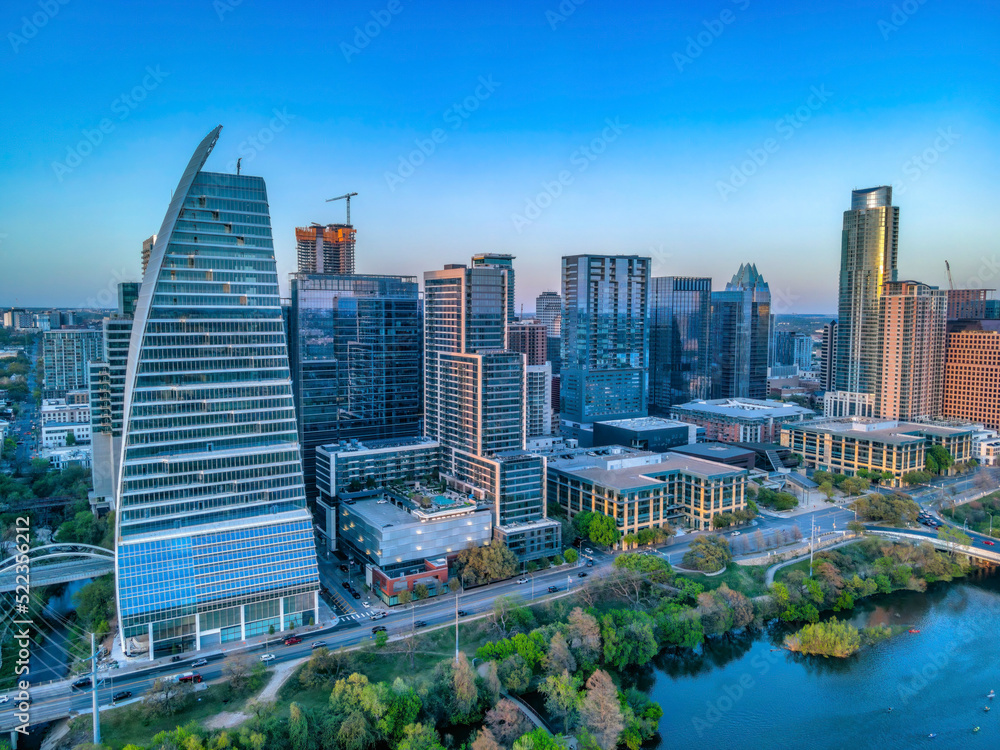 Fototapeta premium Skyscraper buildings with Colorado River waterfront at Austin, Texas