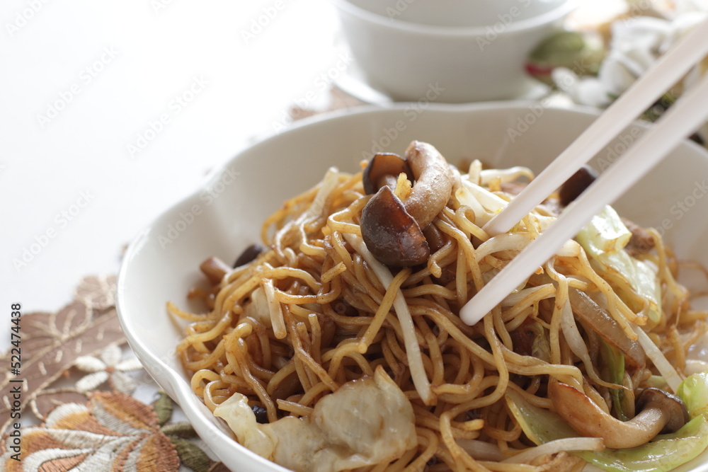 Japanese style fried noodles, Shimeji mushroom and cabbage fried ...