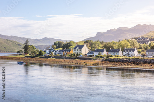 Wallpaper Mural Dornie, Scotland Torontodigital.ca