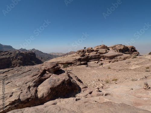 Vistas desde el Mirador del Monasterio, en Petra, Wadi Musa, Jordania, Oriente Medio, Asia © caroldanvers